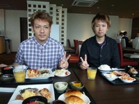 ミーティング＆朝ごはん 2012/05/01 14:16:07