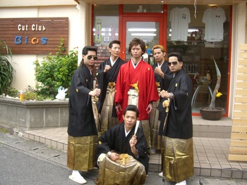 ★　成　人　式　★　おめでとうございます　(^o^)／