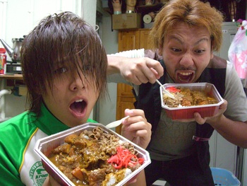 大食い対決！！