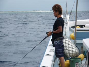 　沖　釣　り　行　っ　て　き　ま　し　た　～