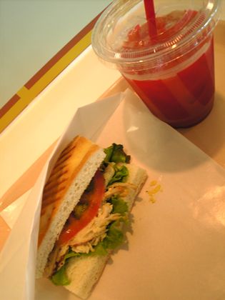 TRANSIT CAFE illy