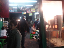 笑顔のタコス屋さん一家（149日目・18日夕方から／メキシコ）