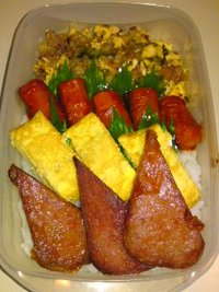 昨日の夕飯と今日の手抜き弁当(^O^) 2012/03/28 18:17:41