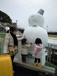 ひらぱーで雪あそび