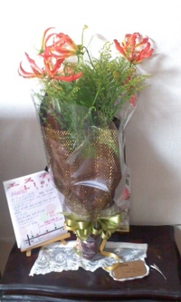 お花のプレゼント   (*^_^*) 2012/06/26 17:46:33
