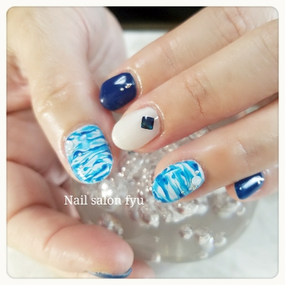 マーブルネイル 読谷村ネイルサロンfyu ﾌｭｰ 沖縄県読谷村のネイルサロン Nail Salon Fyu ﾌｭｰ
