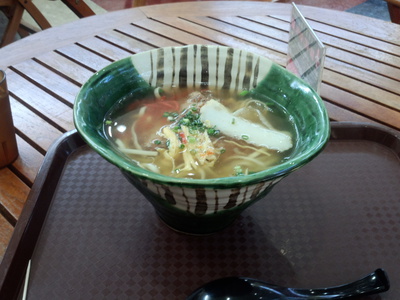 大盛りの沖縄そば