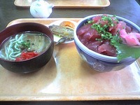 マグロ丼！ 2006/10/04 14:46:00