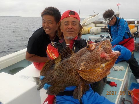 ５月のハナブサ乗り合い（ジグ・テンヤ・タイラバー・胴付き）