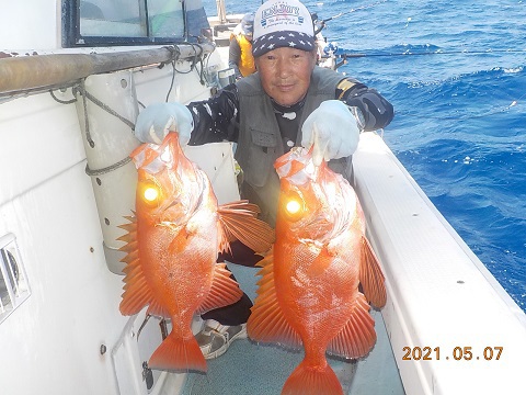 ５月深海釣り乗り合い（アカマチ・チカメキントキ）