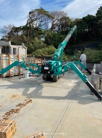 カニクレーンで墓石 2022/01/21 07:54:00