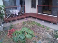 西原町で濡れ縁（ウッドデッキ）