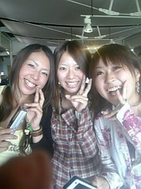 ﾌﾞｻｲｸ３人娘