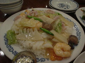 中華街で蒸し餃子～！！！