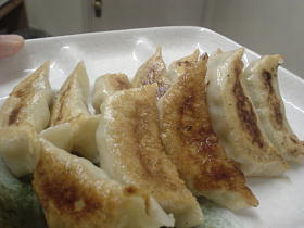 玉ねぎ餃子のゆくえは…！？