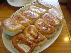 町田の華美餃子館～！！！