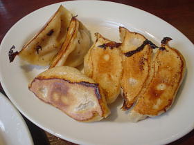 三鷹　ハルピンの餃子～！！