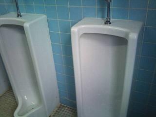 トイレ清掃に学ぶin普天間高校