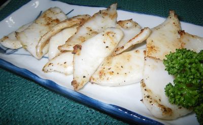 ♪♪  ええっ～～　 こんなバカでかいアオリが食卓に　＼(◎o◎)／　♪♪
