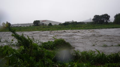 ★★　あかん　　これ以上雨風が続くと心配　★★