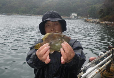 ＼(◎o◎)／　ええっ~　根性と執念さえあれば釣れるんや　　＼(◎o◎)／