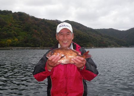 ♪♪　チヌ釣りの撒き餌代　ええっ～こんな安かった？　♪♪