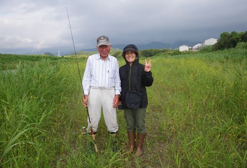 ♪♪ 　海がダメなら川でも　♪♪