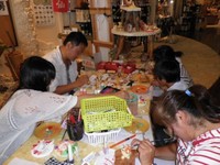 親子でシーサー絵付け体験 2011/09/25 14:43:07