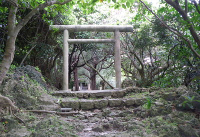 ♪♪　琉球の歴史感じるロマン街道を歩いてきました　♪♪