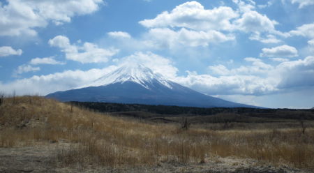 ♪♪♪♪　やっぱ富士の山は　日本一　♪♪♪♪