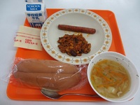 2013/4/11（木）本日の給食メニュー 2013/04/26 17:26:33