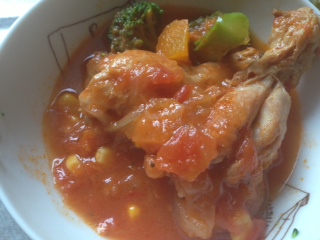 圧力鍋でチキンのトマト煮込み