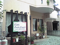 カッフェ　ラピスラズリ