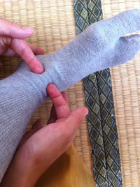 ひとつまみ療法③足の上がりをよくする 2012/12/13 10:03:09