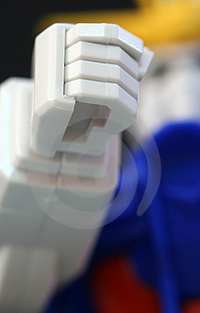 ガンダム恐るべし。子供21人重軽傷。 2012/01/24 09:15:41