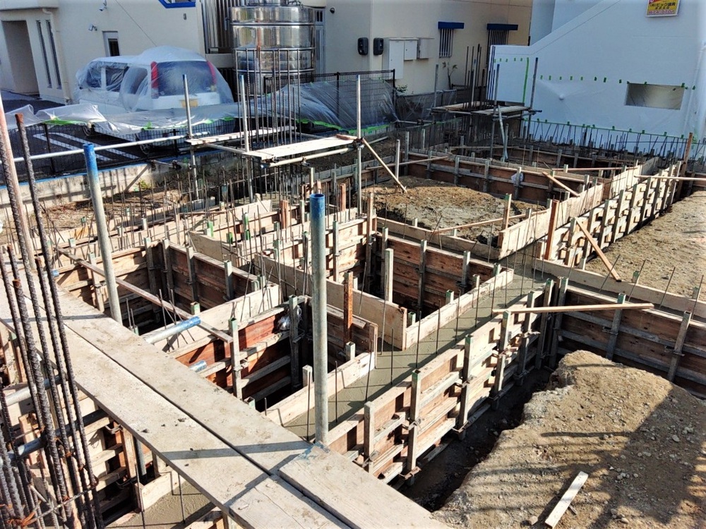 浦添市「経塚二世帯の家」基礎工事