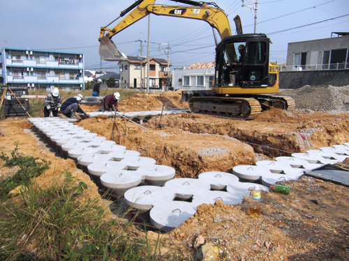 名護市「宇茂佐の森の家」基礎工事