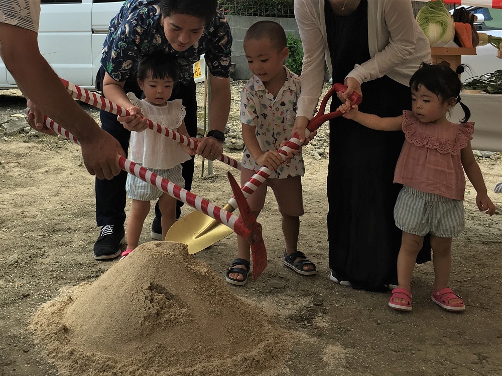 南風原町「与那覇二世帯の家」地鎮祭