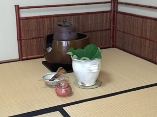 “蓮の葉” を使います