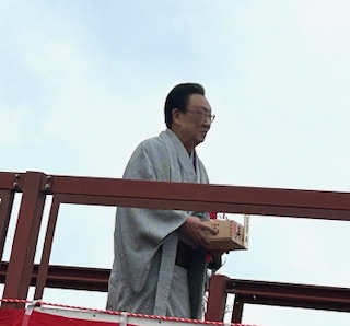 西新井大師の節分