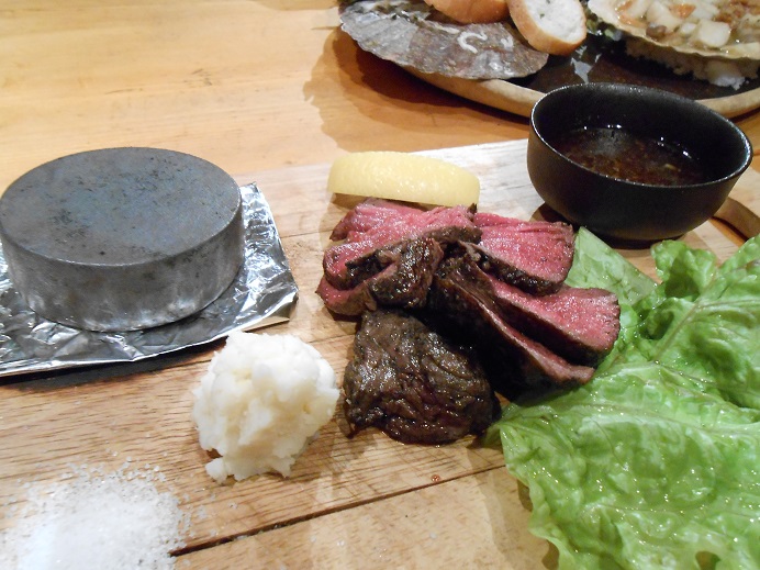 炭火炉端 火鉢屋 新都心店