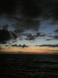 暖かい潮風と夕日