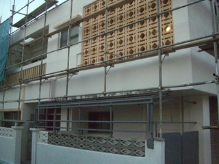 塗装工事も終盤です