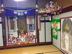 山野本竜規の続 ナカトリモチ日記 昼参拝で座敷わらしちゃん現る 宿のオーナーのお役目
