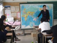 豊見城南高校で特別教師！（旅62日後・3月2日） 2011/03/07 23:09:50