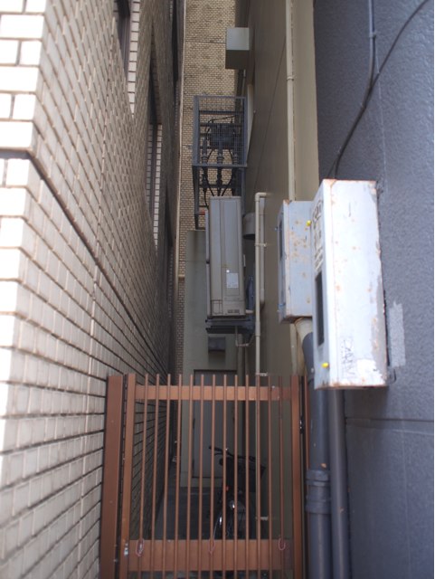 すきま115