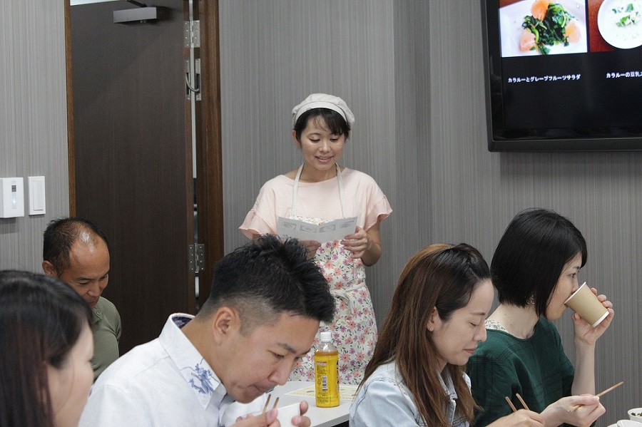 第2回カラルー試食会 バケーションキッチン 知念さん
