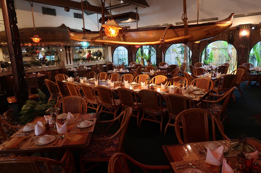 サムズバイザシー小禄バイパス店