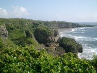 沖縄本島最南端の岬、喜屋武岬と平和の塔