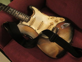 沖縄ロック界伝説のバンド、コンディショングリーンのギタリスト、シンキこと神鬼のファイナルライブ in チャクラに感動！